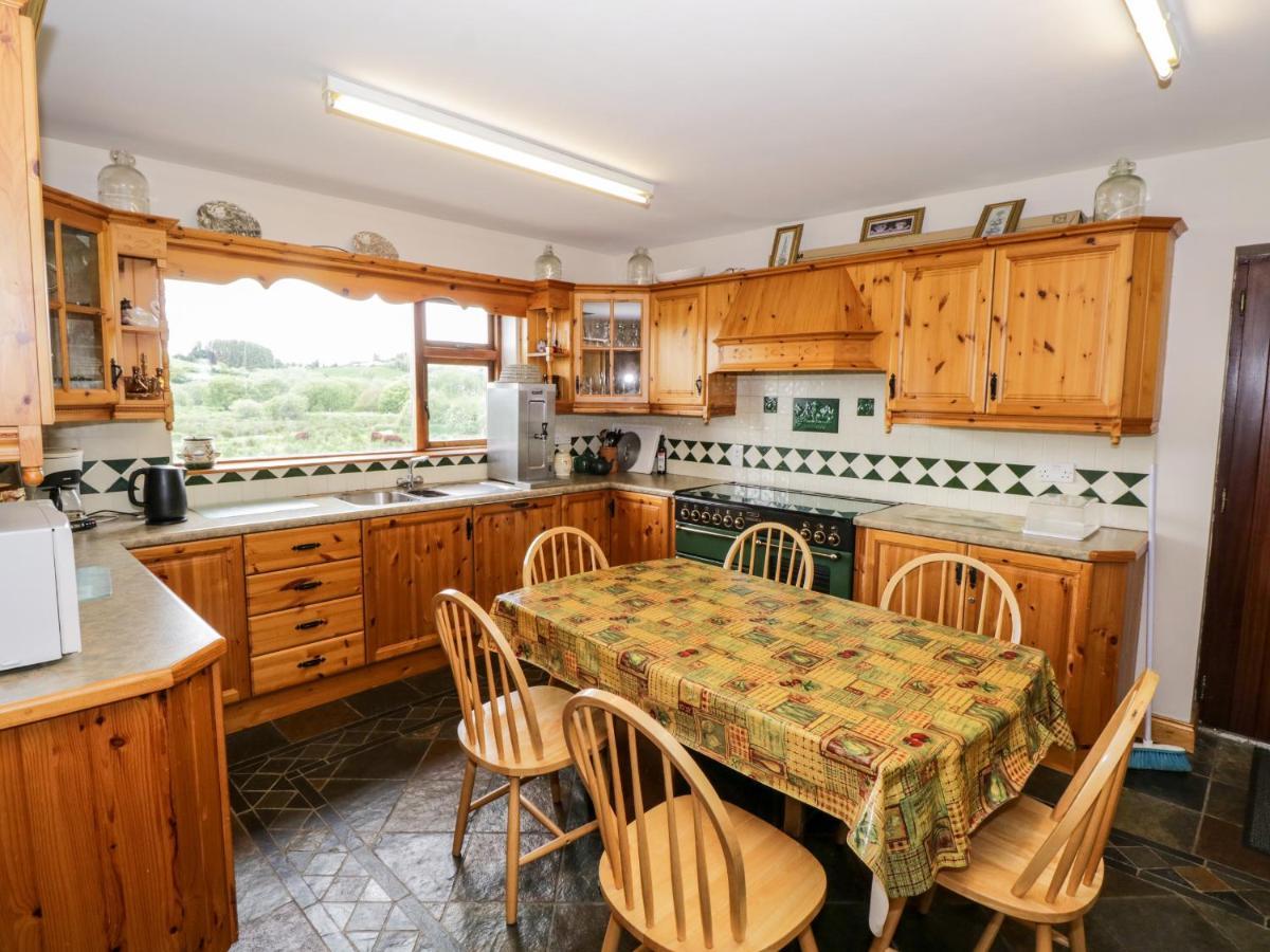 Villa An Maide Ban à Cootehill Extérieur photo